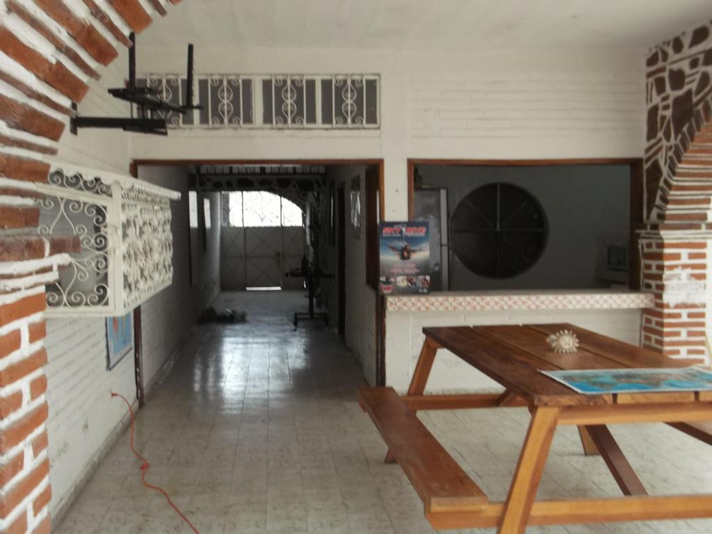 El Sunset Hostel Puerto Vallarta Exterior photo