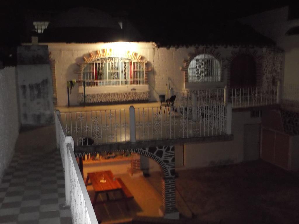 El Sunset Hostel Puerto Vallarta Exterior photo
